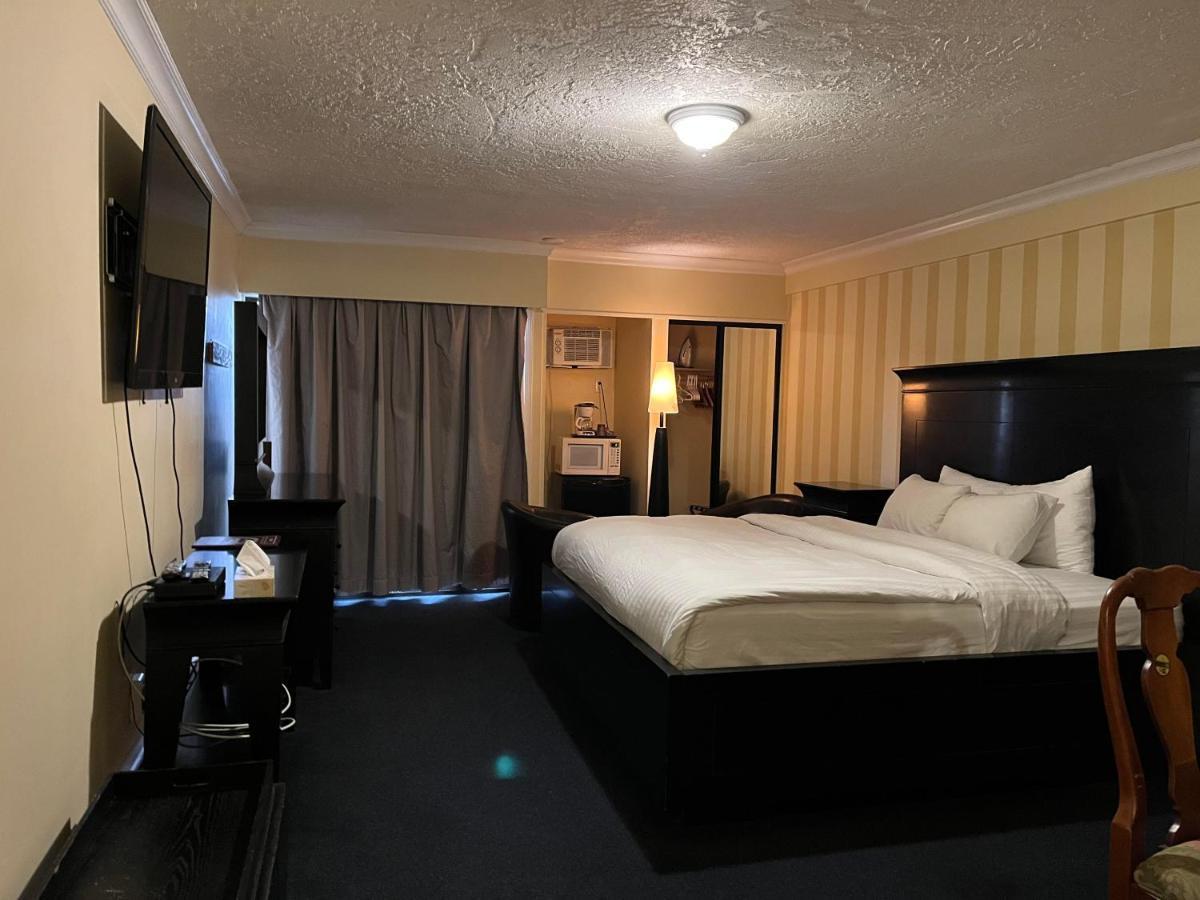 Island Travel 3*