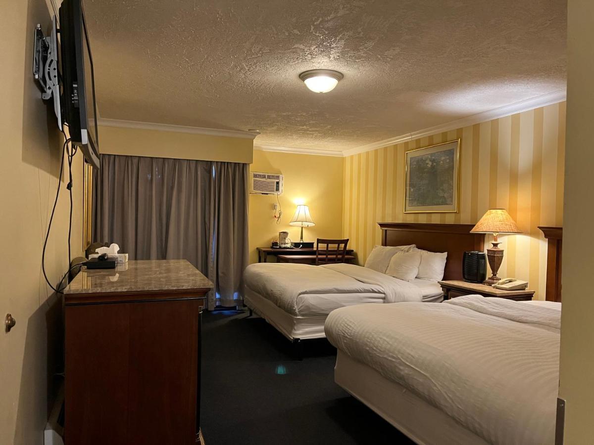 Island Travel Hotel 3*